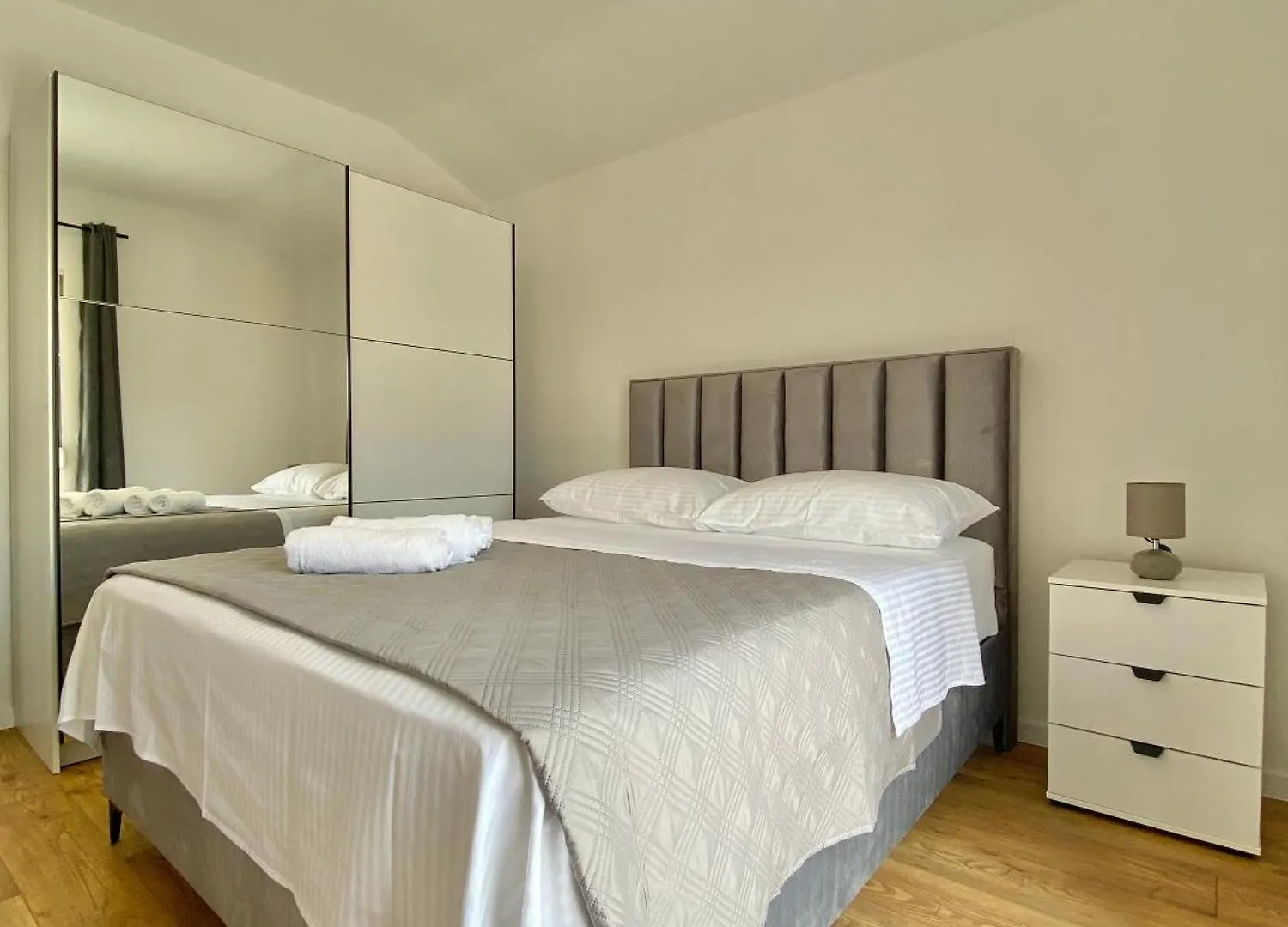 West Apartments Zadar 0*,  Croatia